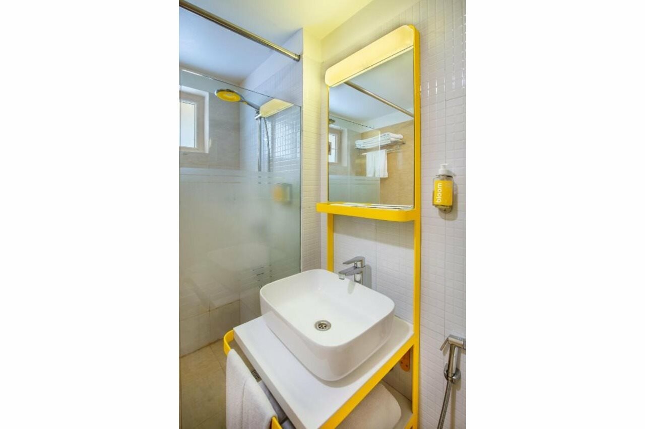 Фото Bloomrooms @ New Delhi Railway Station