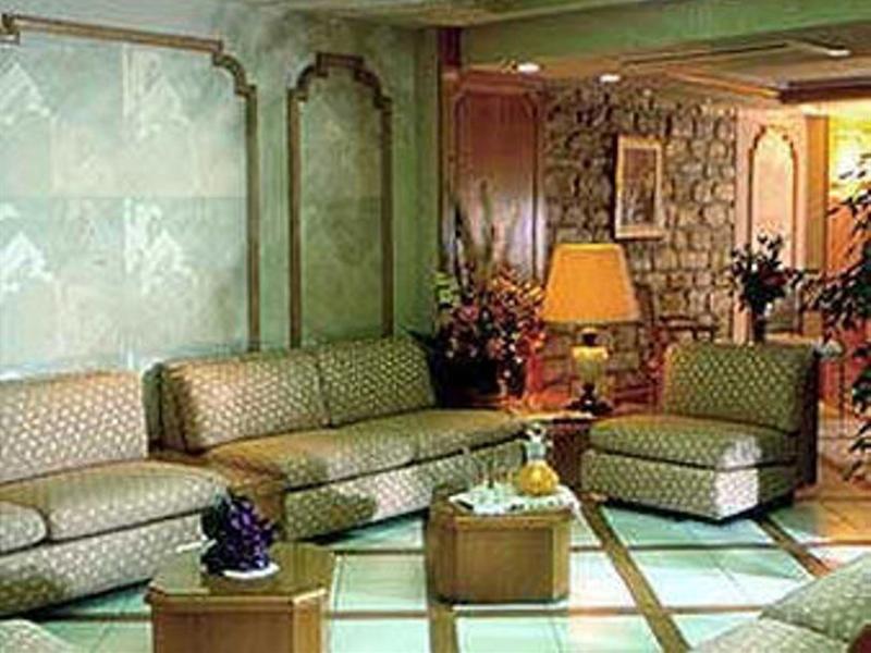 Фото Renoir Hôtel
