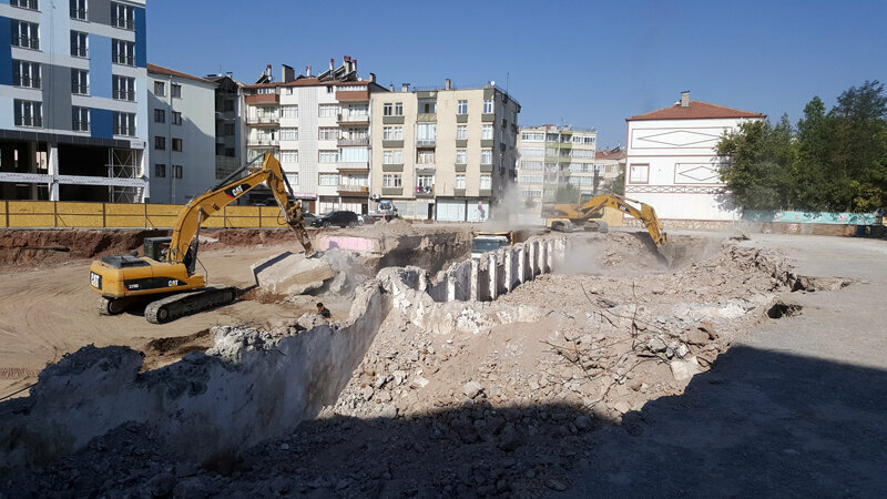 Demolition of buildings Akturk Excavation, Aksaray, photo