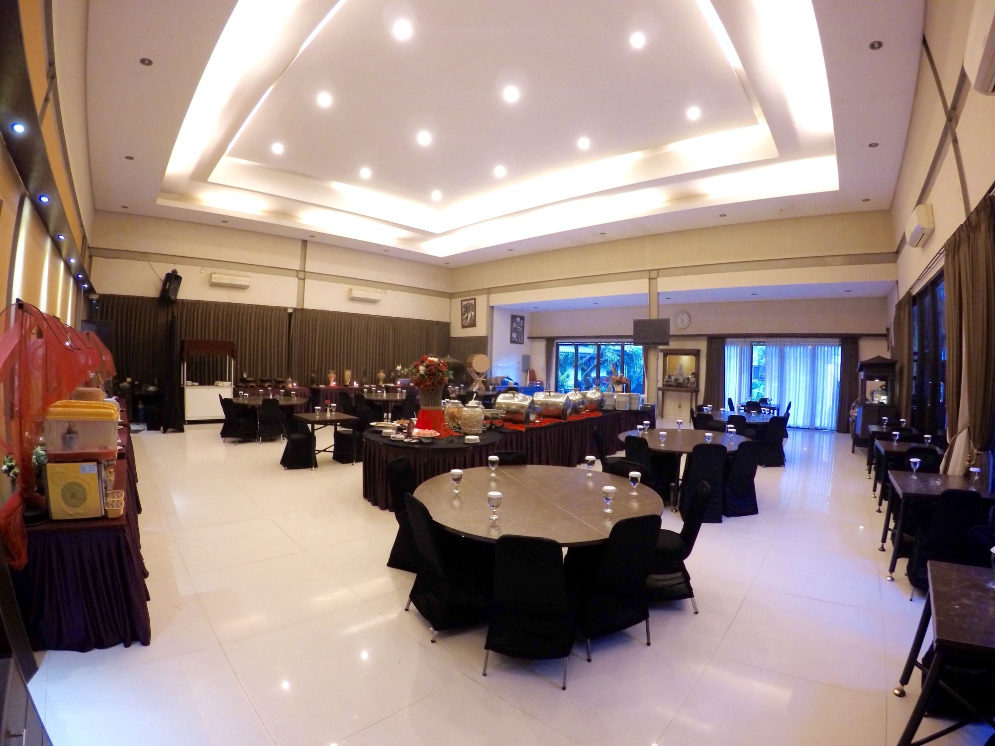 Фото Grand Guci Hotel