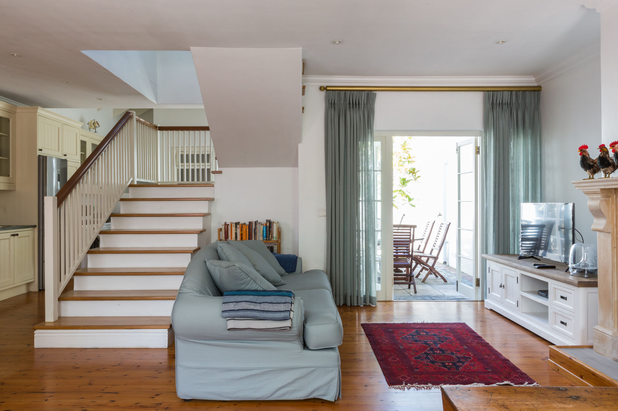 Фото The Majestic Apartment