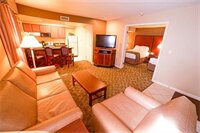 Фото Cloverleaf Suites Columbus - Dublin