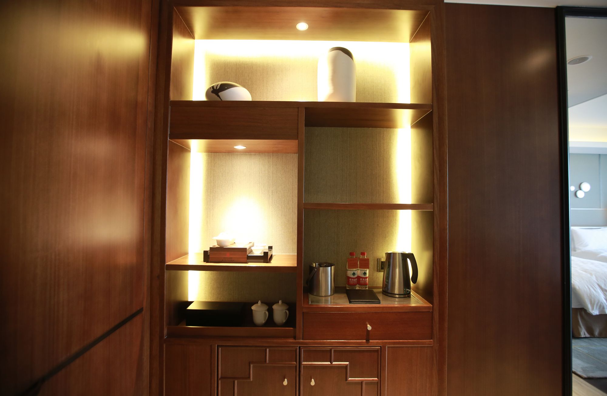 Фото Hualuxe Wuxi Taihu, an Ihg Hotel