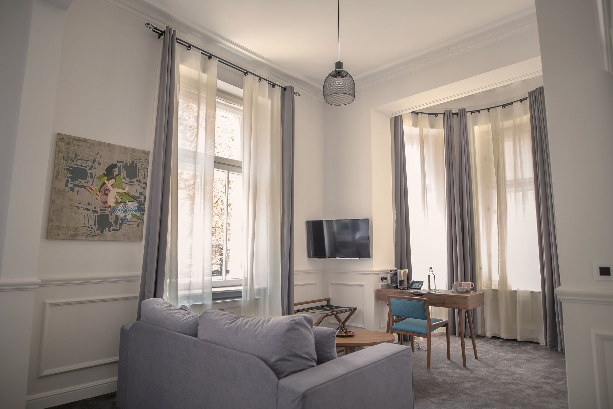 Фото Public House Hotel