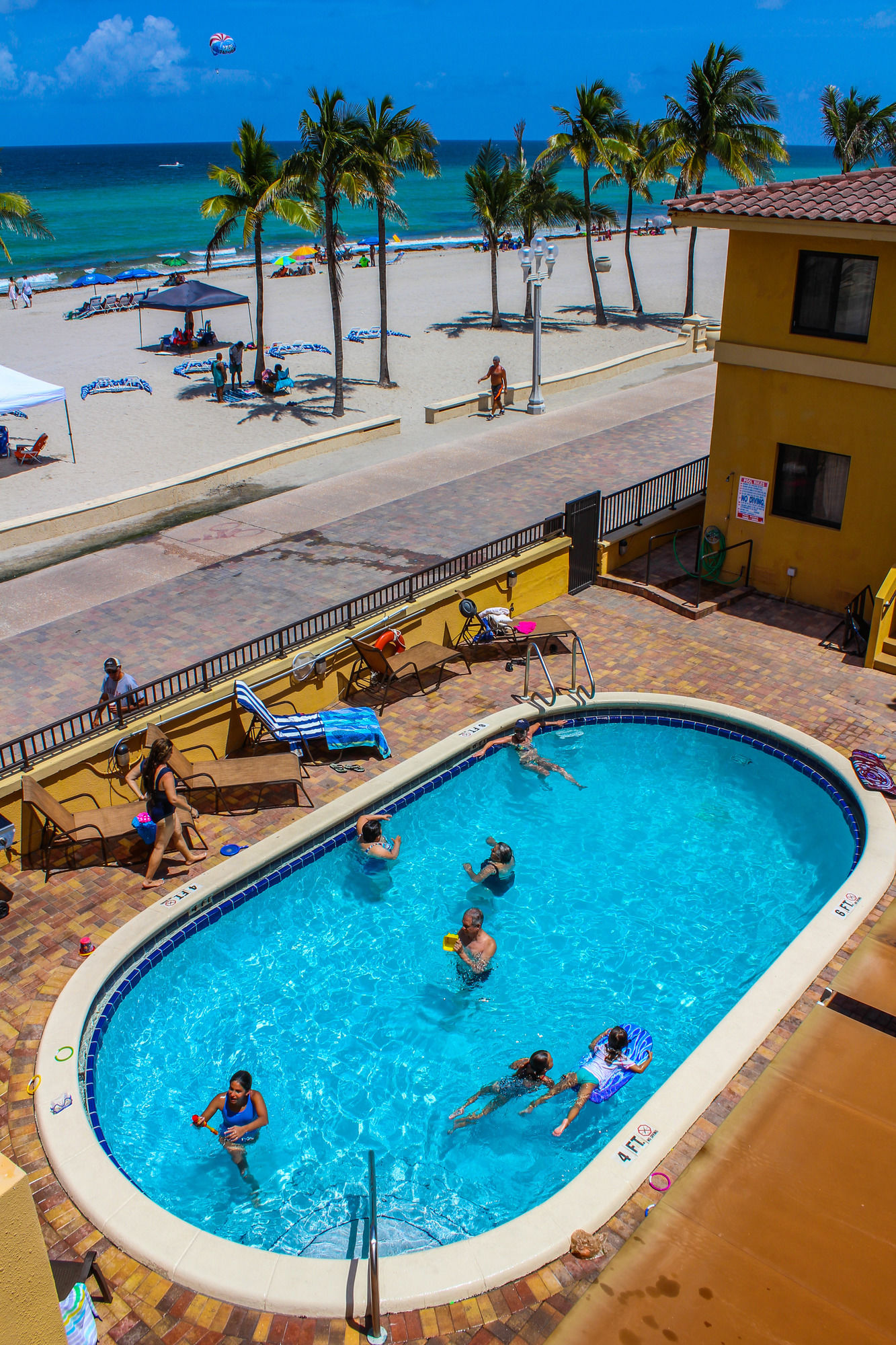 Фото Hollywood Sands Resort by Vri Americas