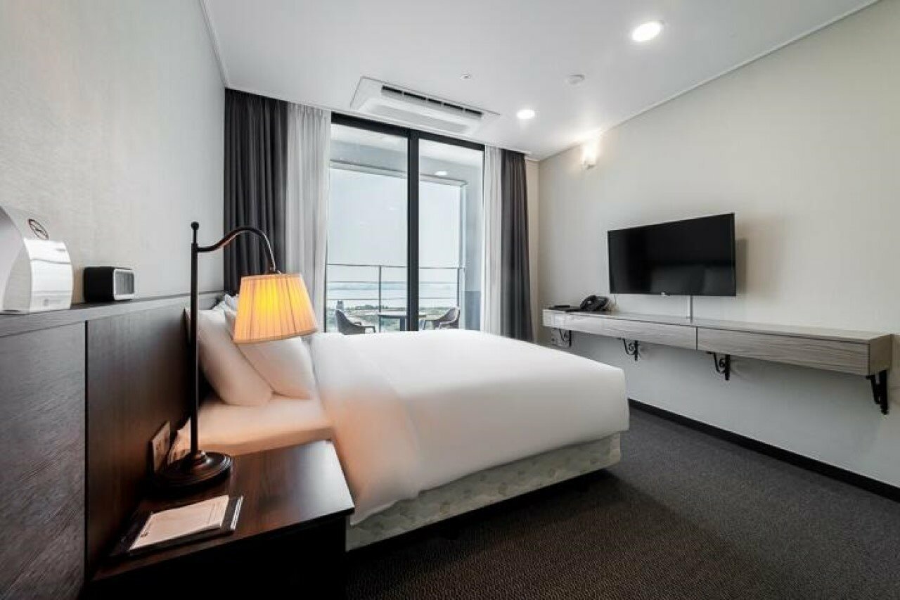 Фото Incheon Rivieraverium Hotel