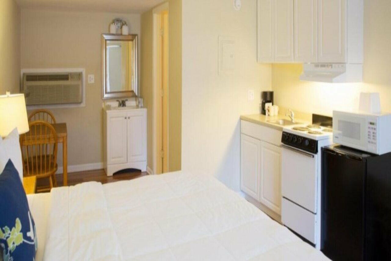 Фото The University Inn Ann Arbor