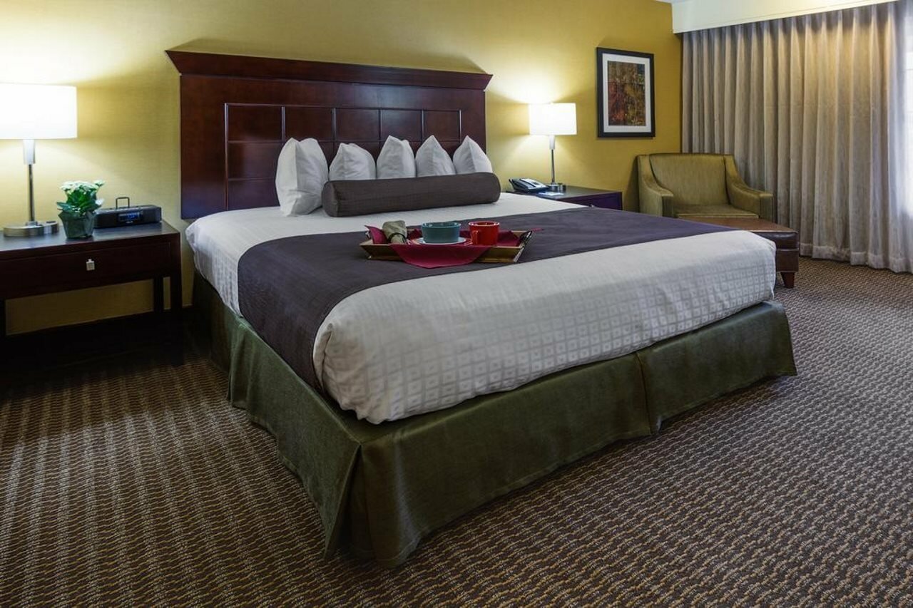 Фото Best Western Plus Carriage Inn