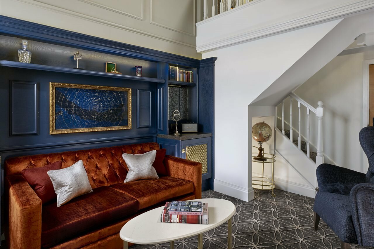 Фото 100 Queen's Gate Hotel London Kensington, Curio Collection by Hilton