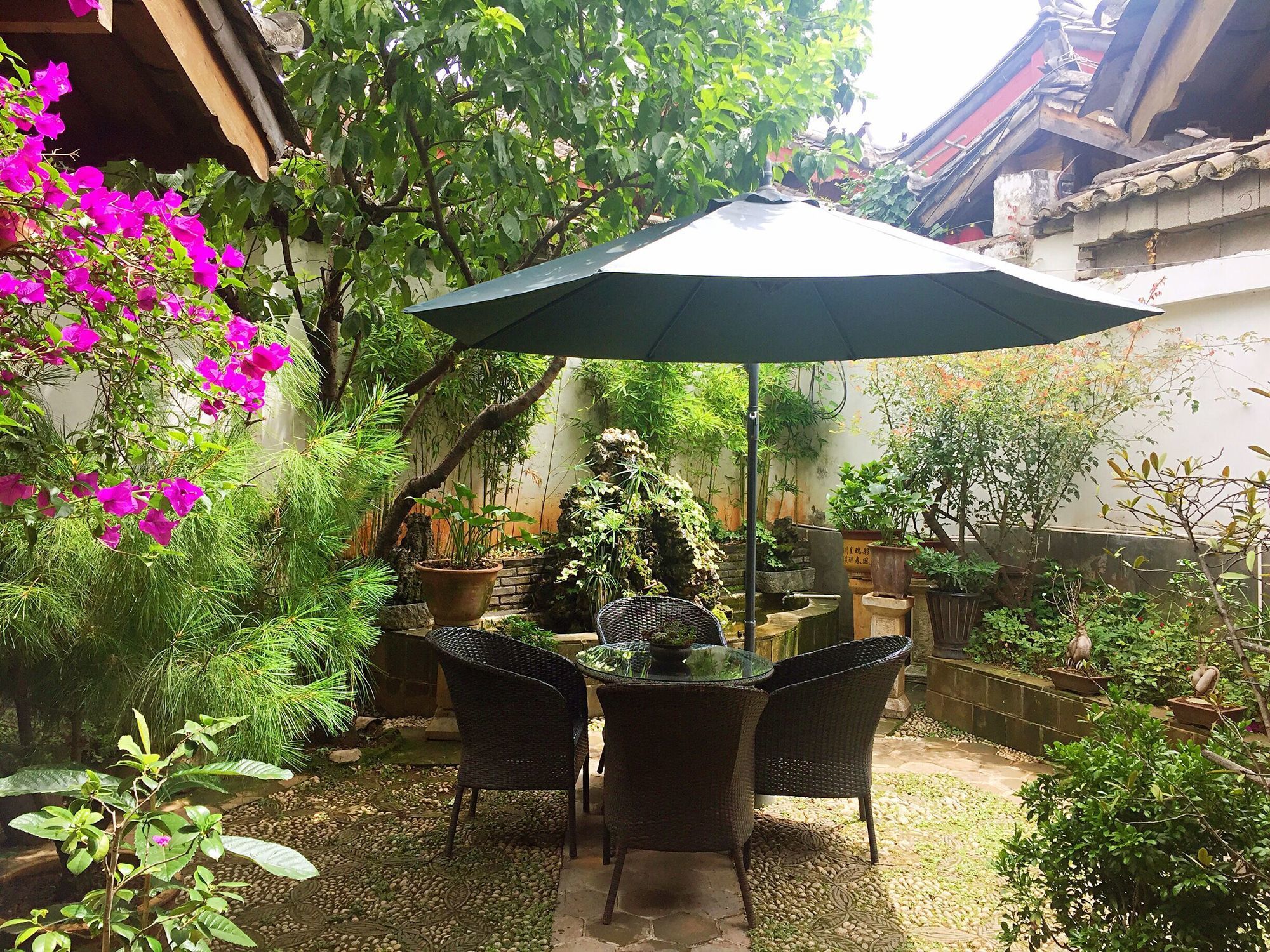 Фото Lize Graceland Artistic Suite Inn