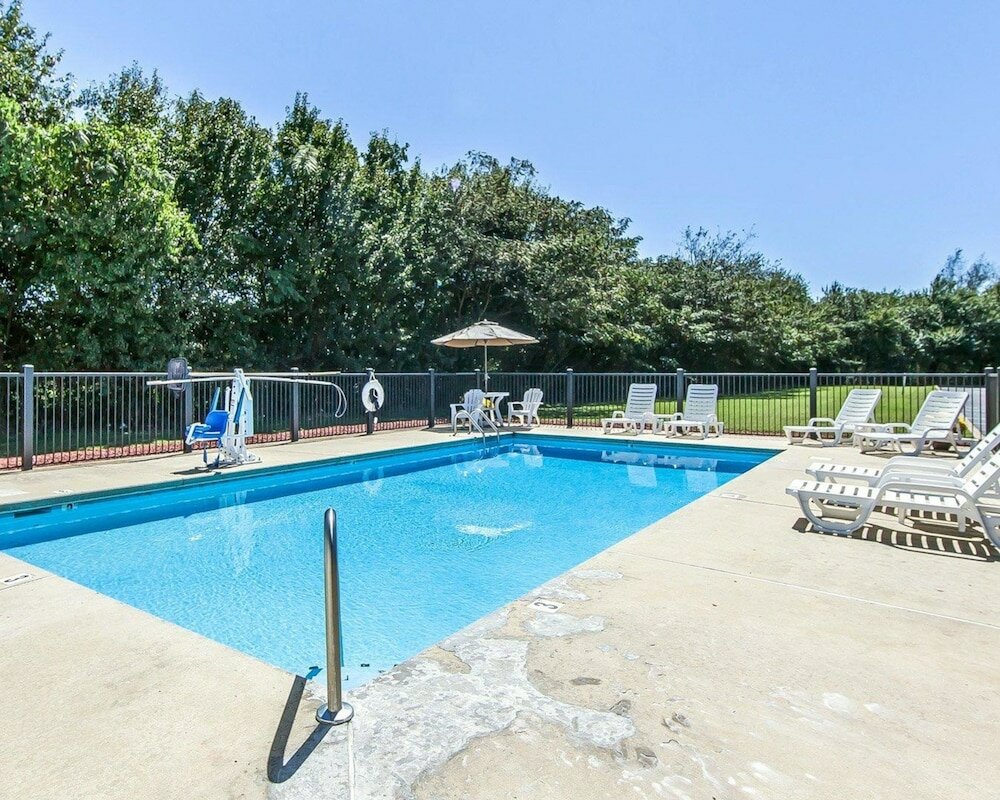 Фото Quality Inn Decherd Winchester