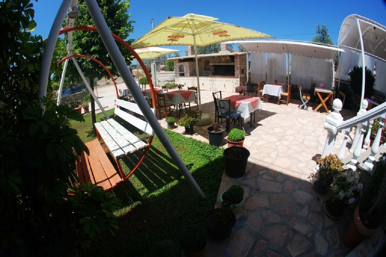 Фото Hotel Chris