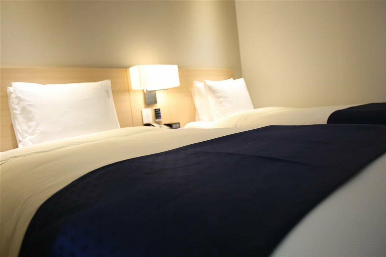 Фото Travelodge Myeongdong Euljiro 