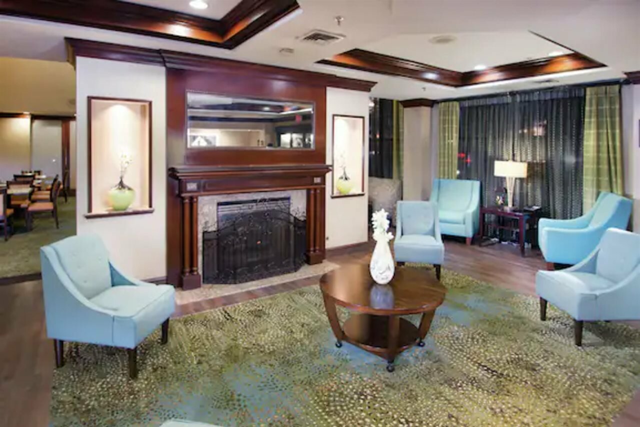 Фото Hampton Inn Linden