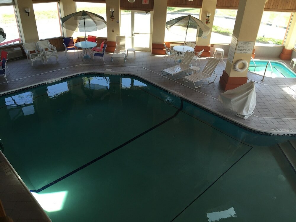 Фото Baymont by Wyndham Pella