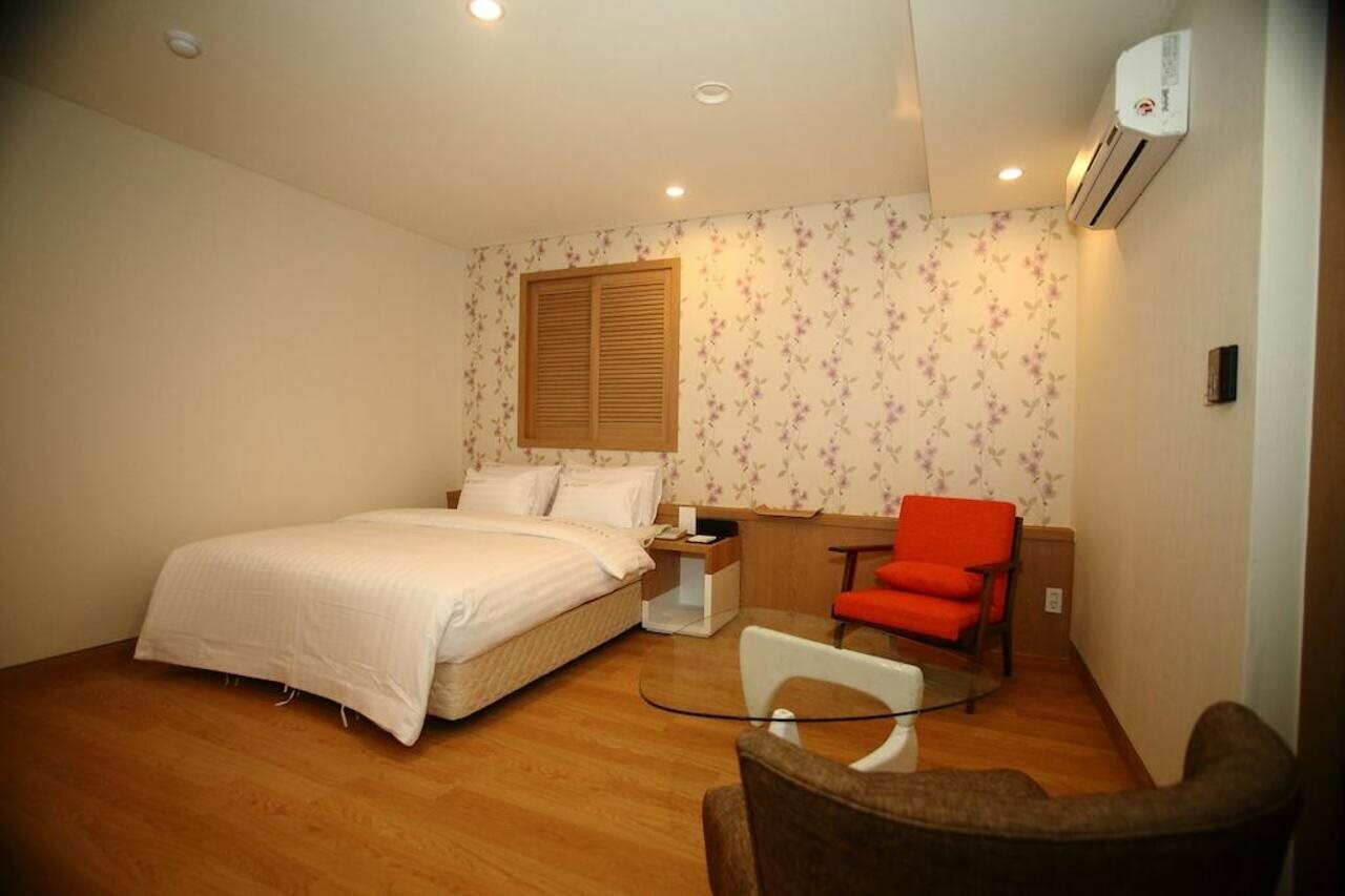 Фото Lex Tourist Hotel