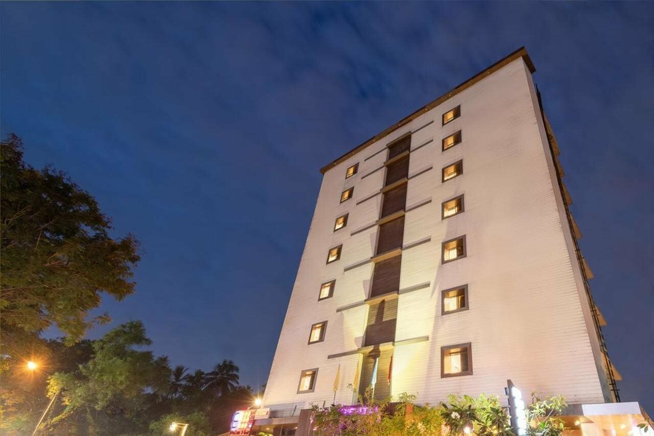 Фото отеля 2