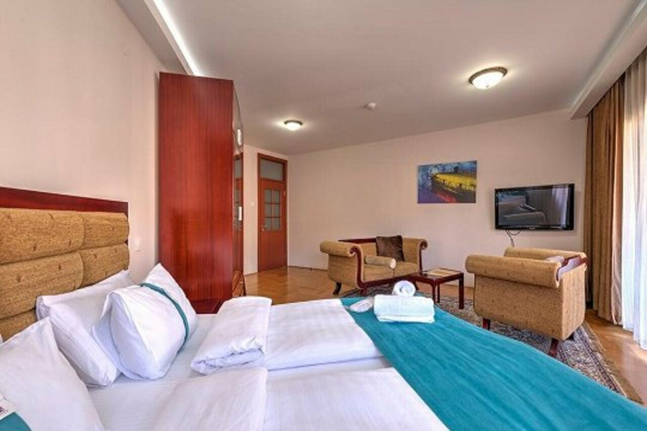 Фото Hotel Magnolija