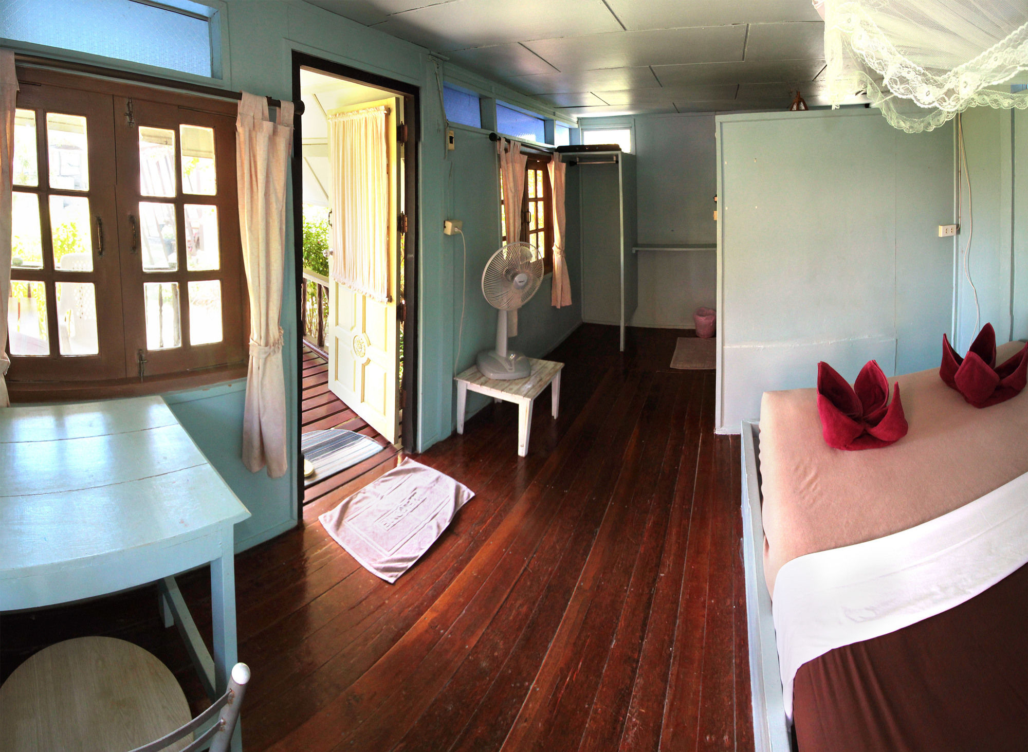 Фото Sabaii Bay Resort