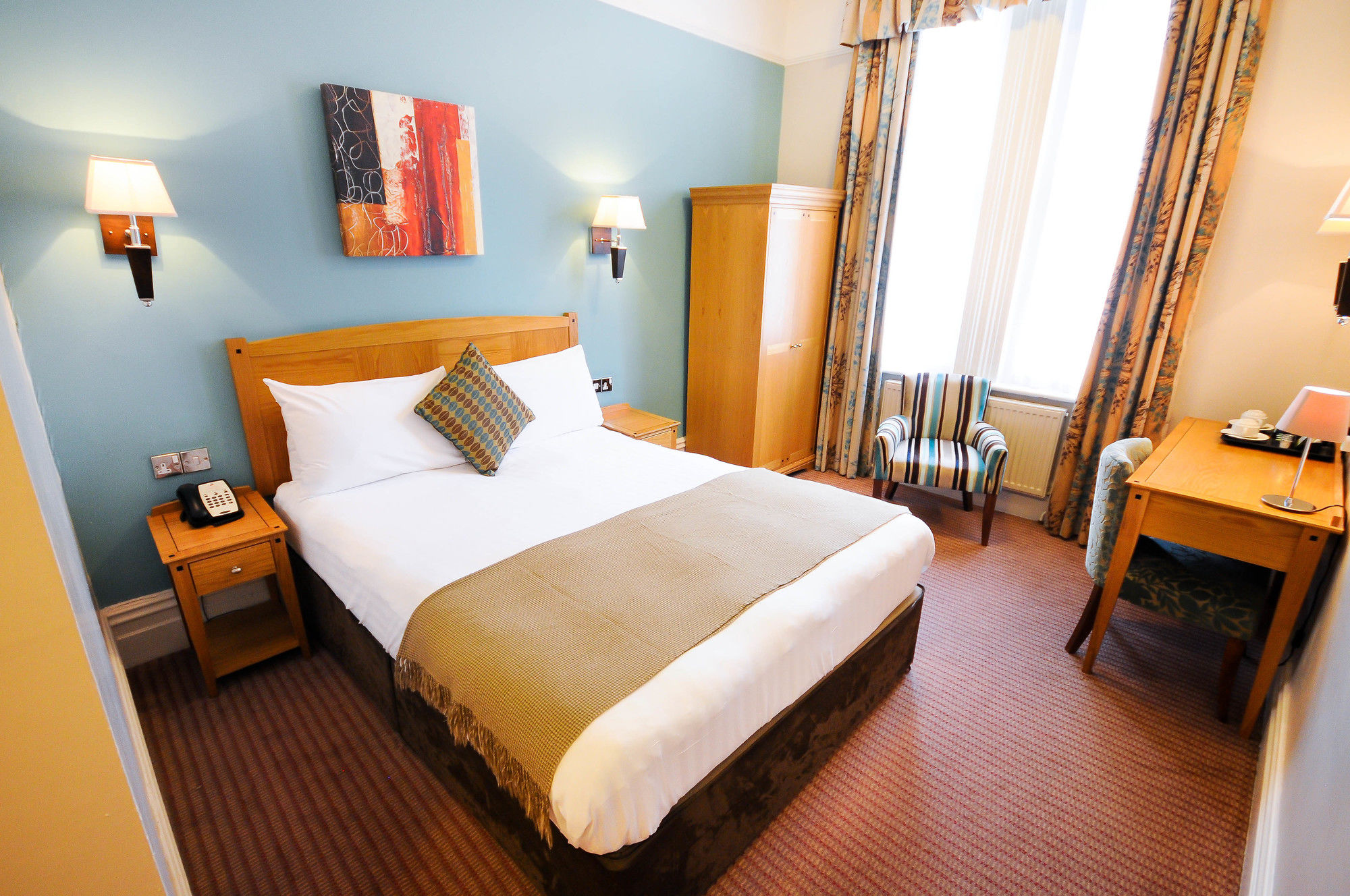 Фото The Durley Dean Hotel