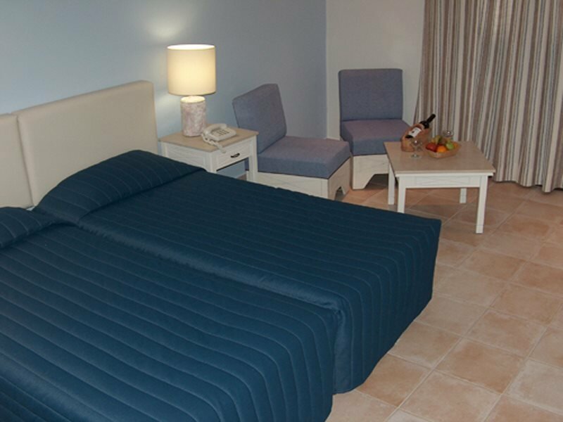 Фото Dionysos Central Hotel