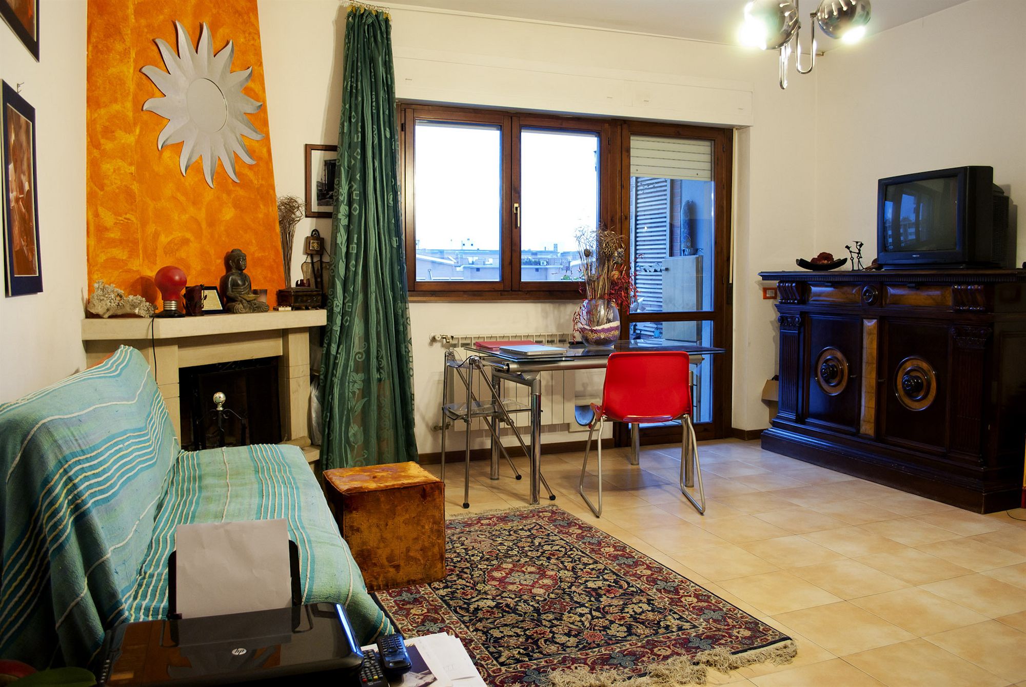 Фото отеля 2