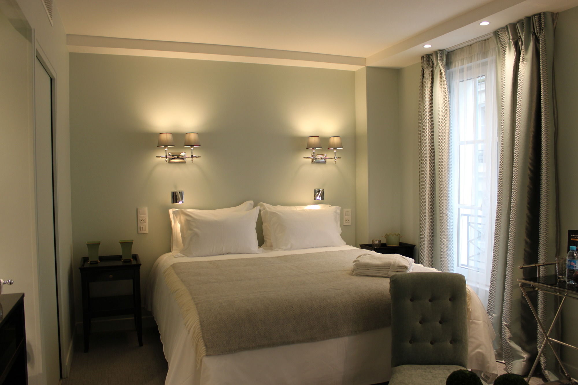 Фото My Home in Paris Hotel