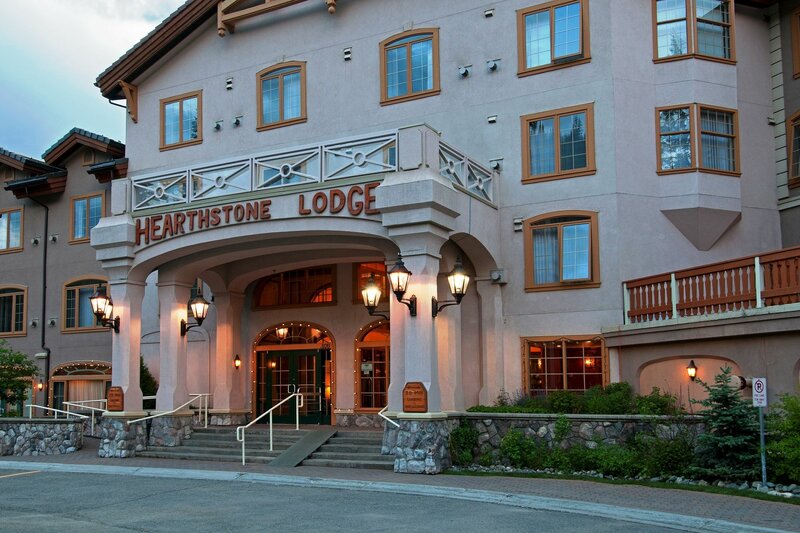 Гостиница Hearthstone Lodge by Bear Country