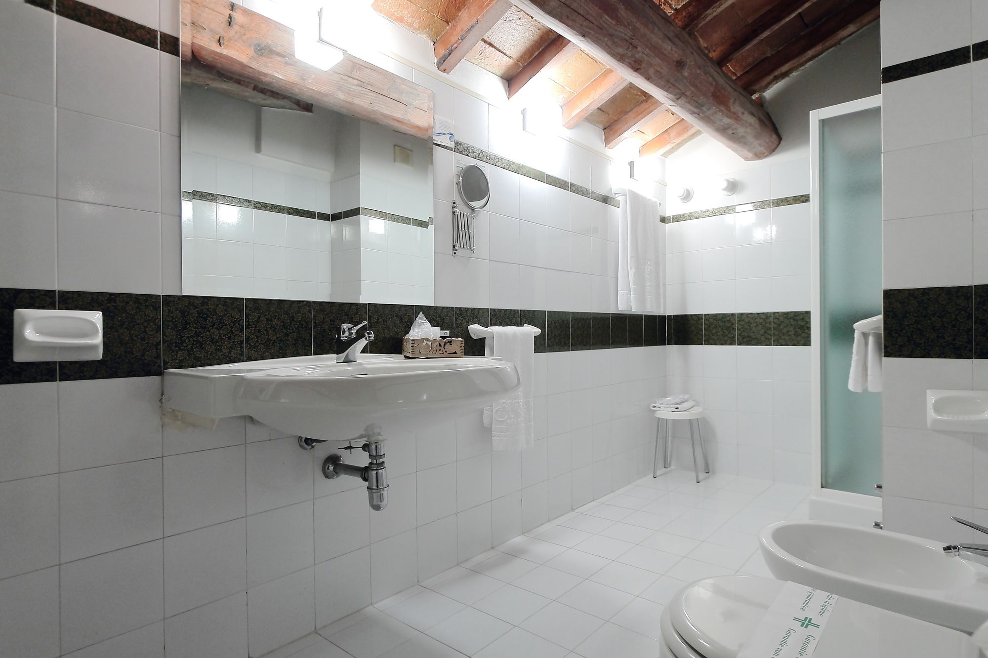 Фото Rechigi Park Hotel