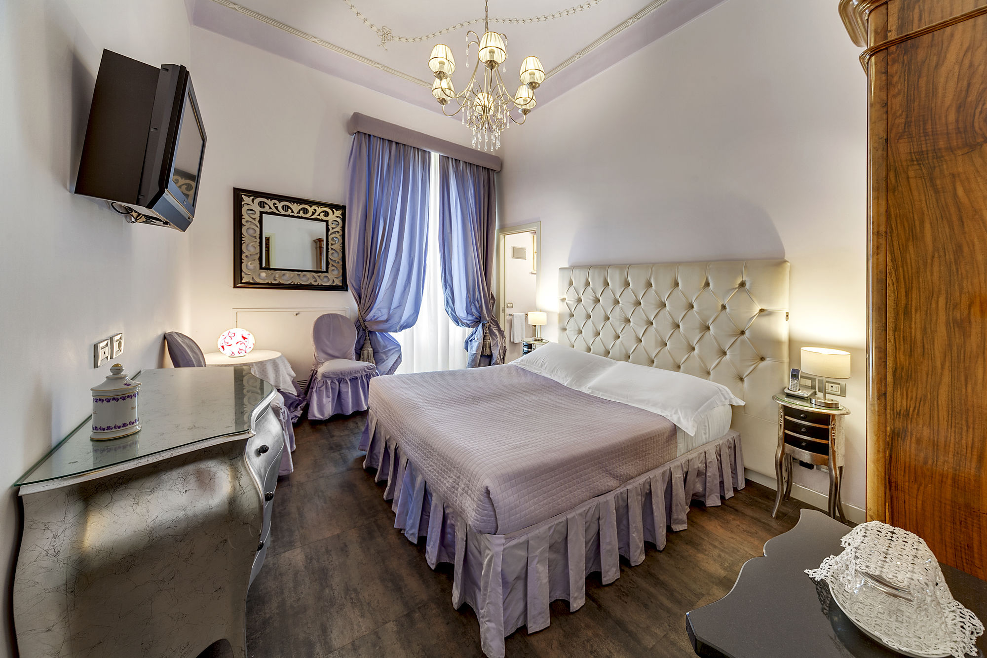 Фото Relais Antica Badia San Maurizio 1619