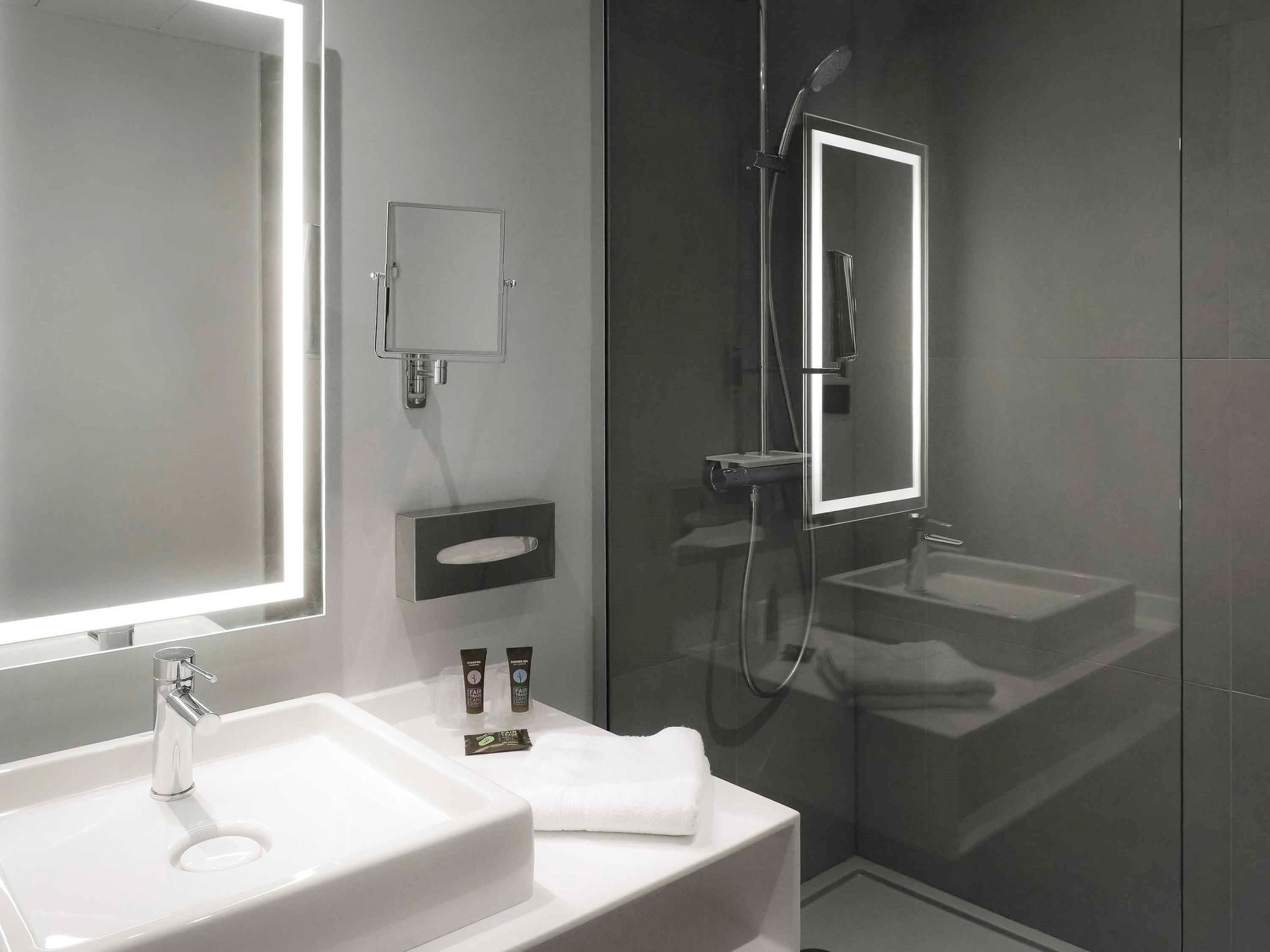 Фото Novotel Caen Cote De Nacre