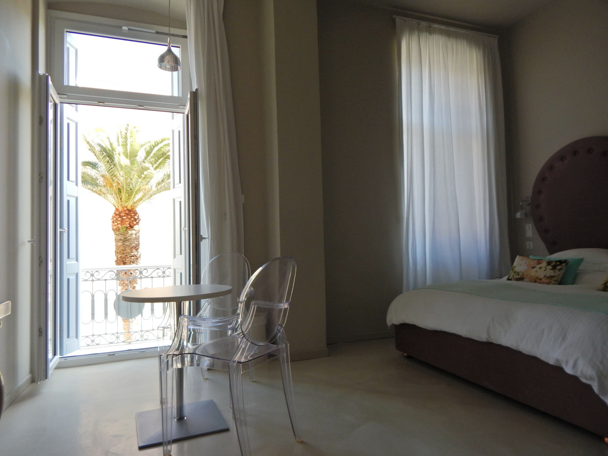 Фото 5 Hermoupolis Concept Sites