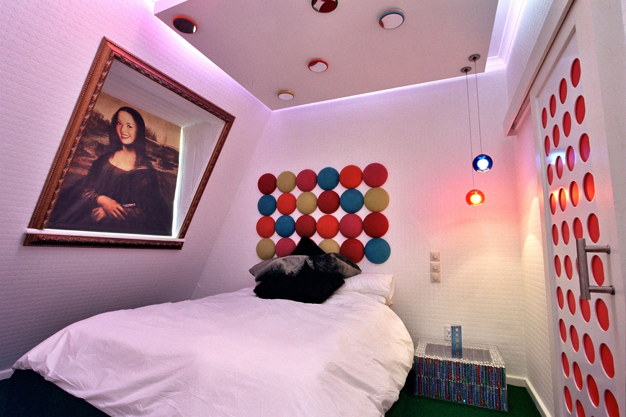 Фото Daddy Long Legs Art Hotel