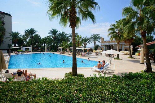 Гостиница MC Beach Resort в Аланье