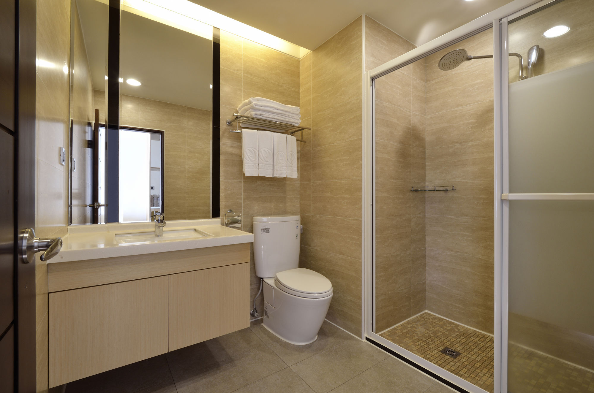 Фото Hotel Modern Puli