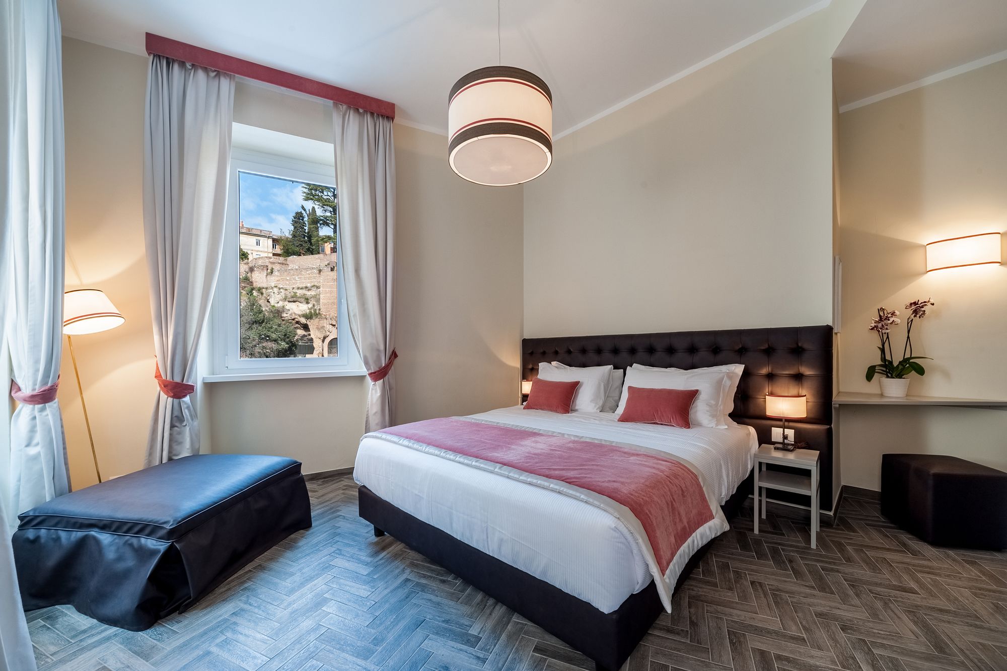 Фото Foro Romano Luxury Suites