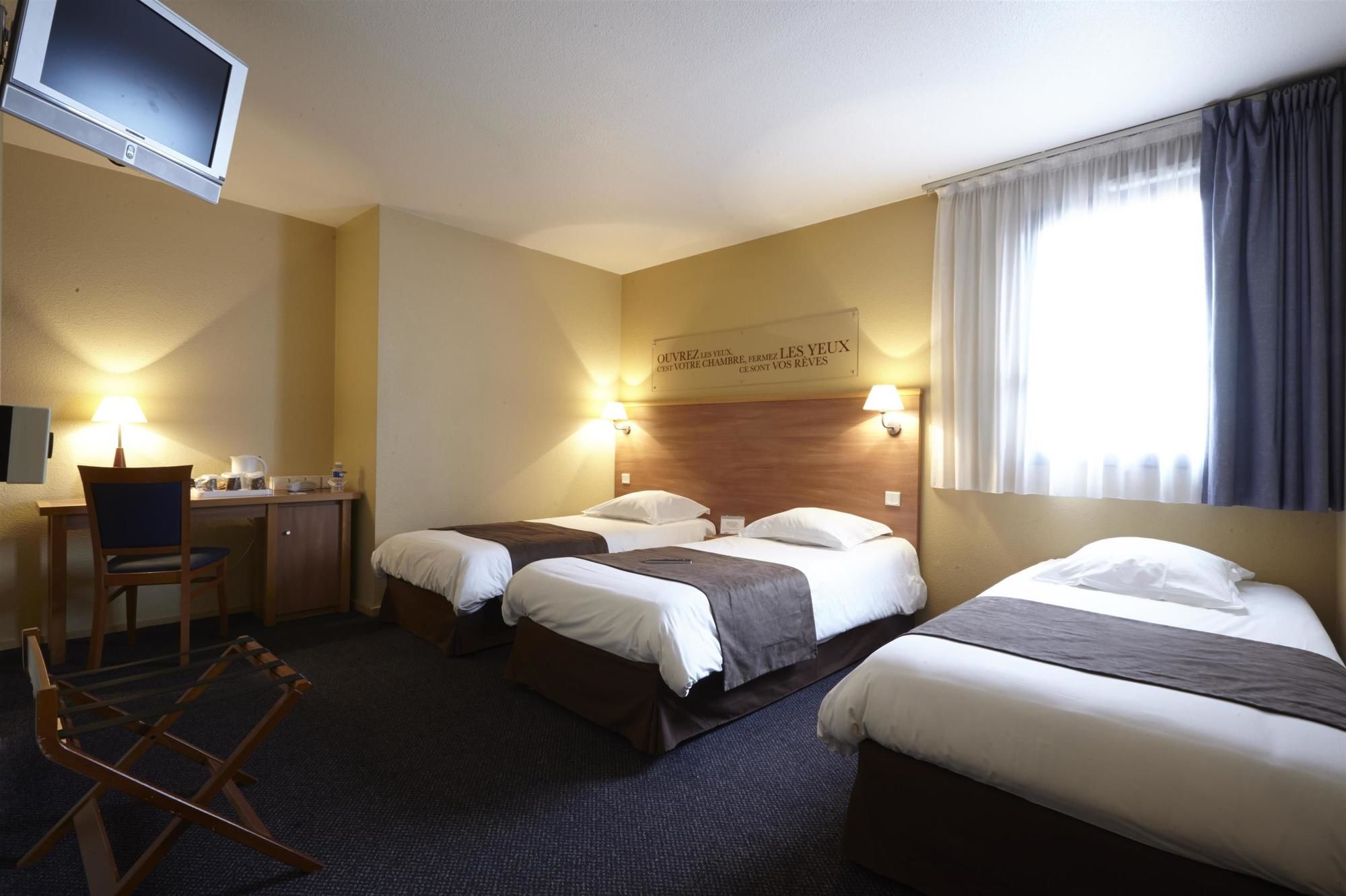 Фото ibis Styles Toulouse Centre Canal du Midi