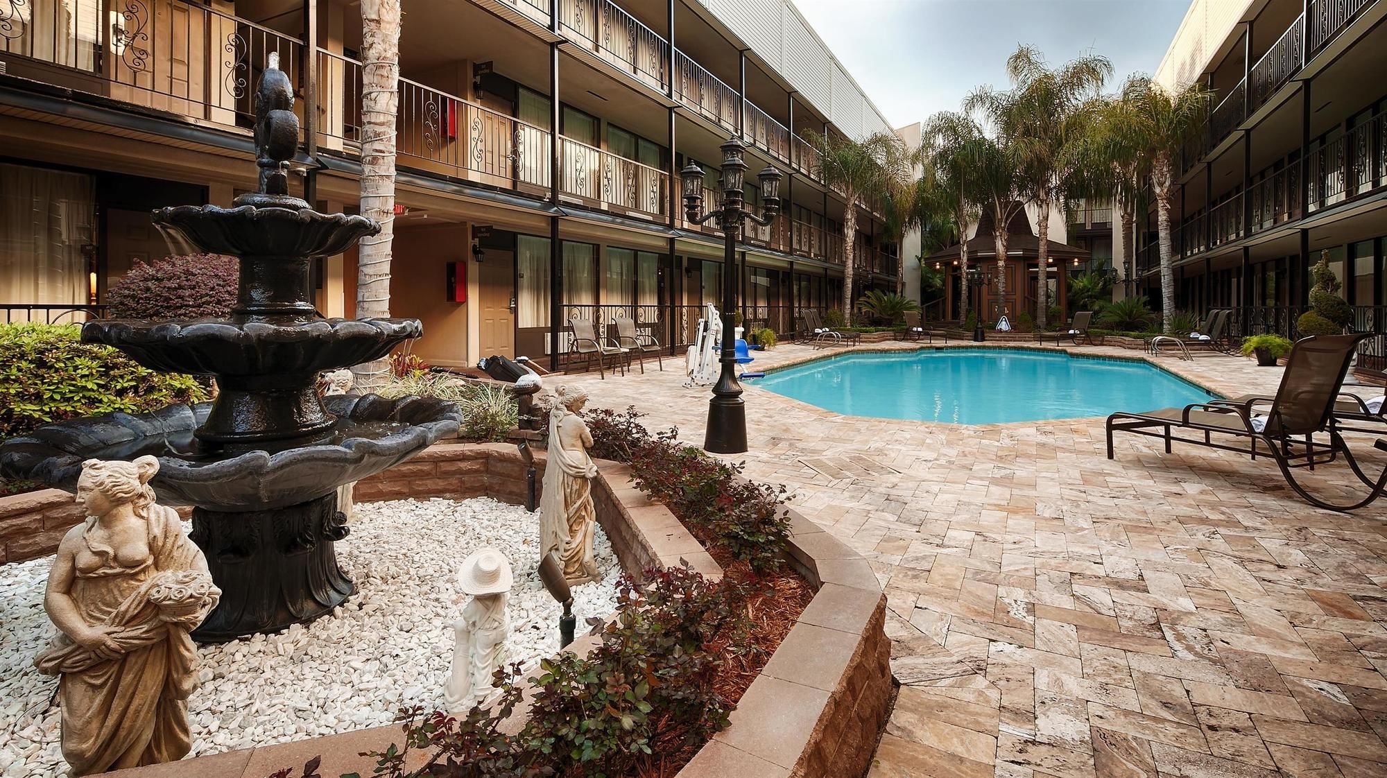 Фото Best Western Plus Westbank