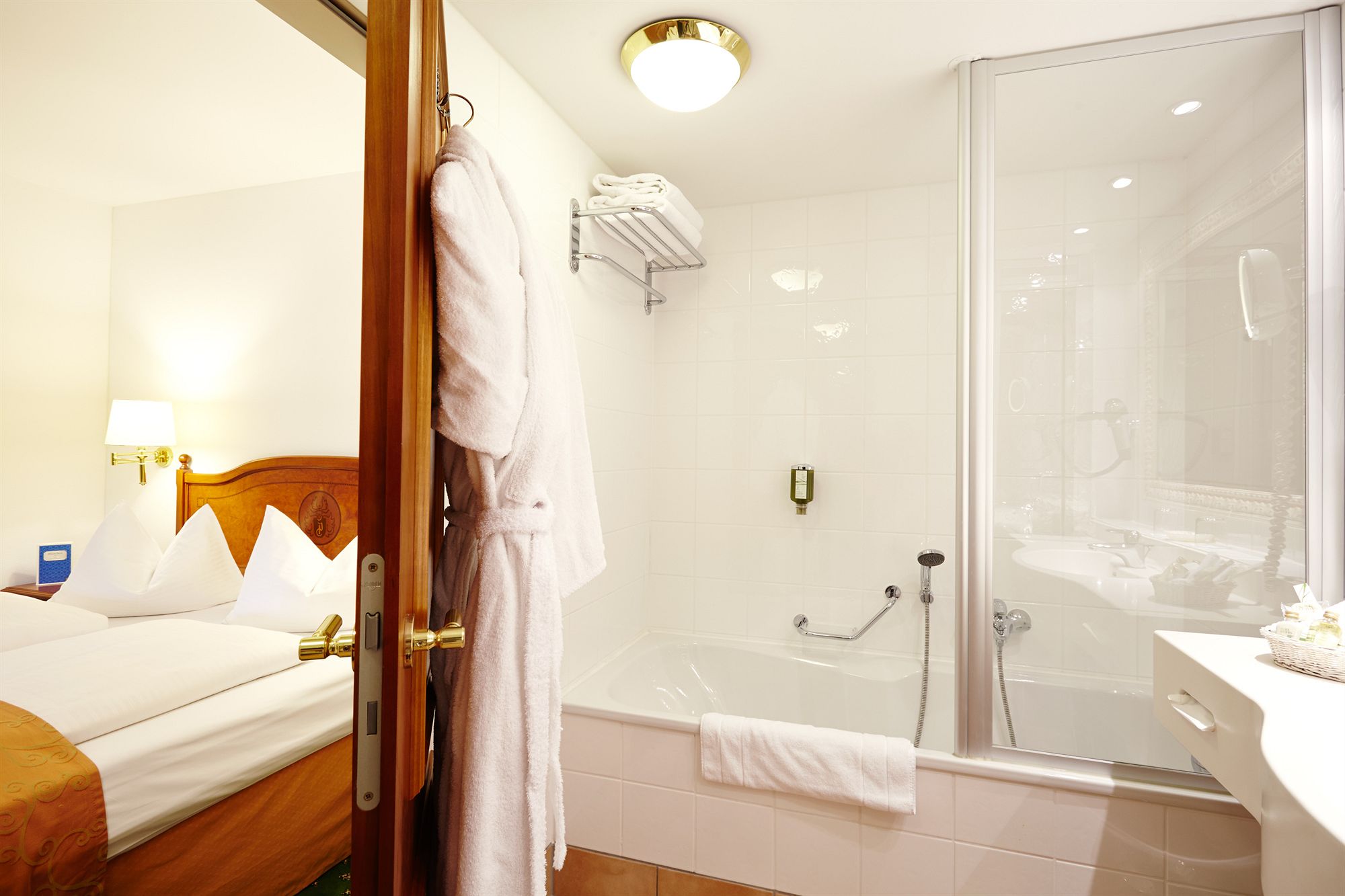 Фото Hotel Prinzregent München