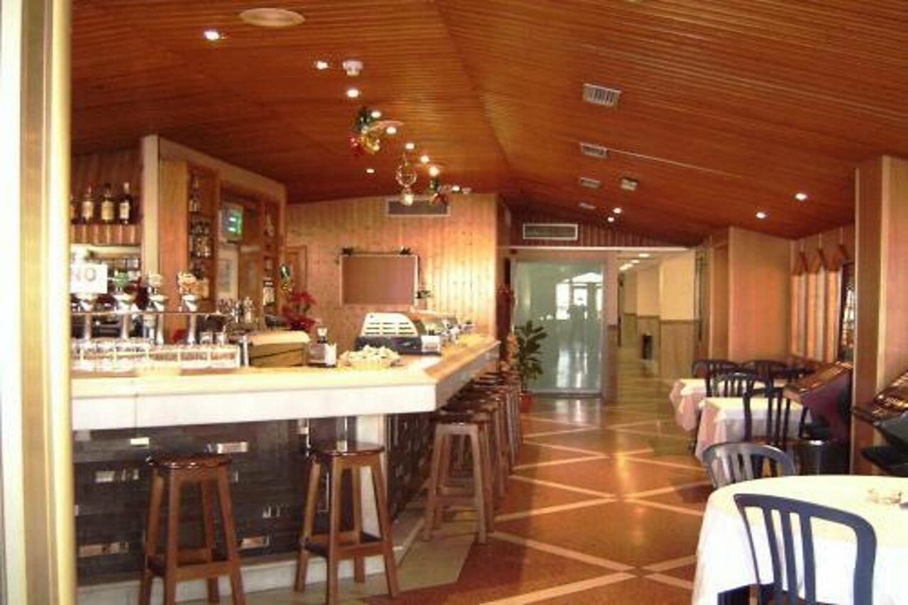 Фото Hotel Torrejoven