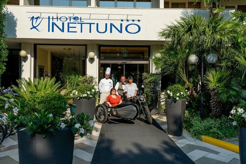 Внешний вид отеля Hotel Nettuno в Бардолино, фото 5
