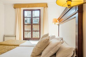 Гостиница Born