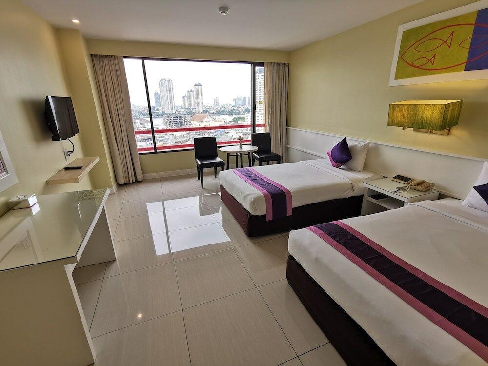 Фото Tongtara Riverview Hotel