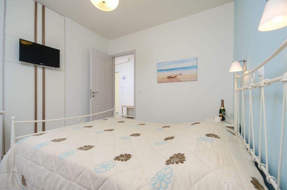 Фото Irini Studios