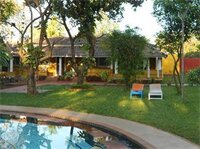 Фото Granpa's Inn Hotel Bougainvillea