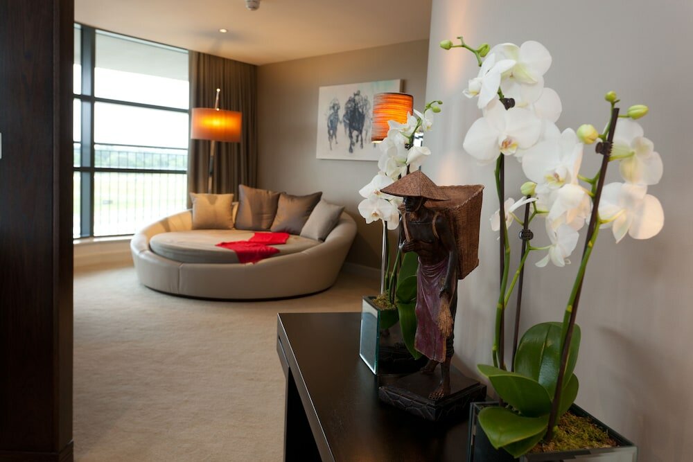 Фото Brooklands Hotel