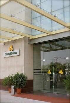Апартаменты Savoy Suites Manesar