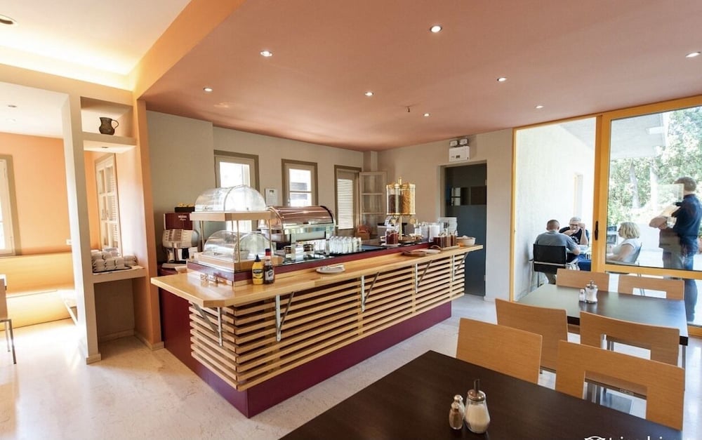 Фото Astoria Hotel