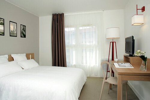 Гостиница Terres de France - Appart'Hôtel Quimper в Кемпере