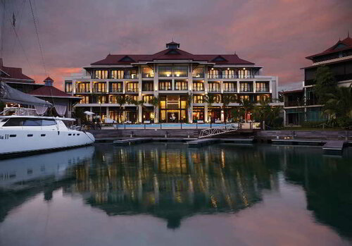 Гостиница Eden Bleu Hotel в Виктории